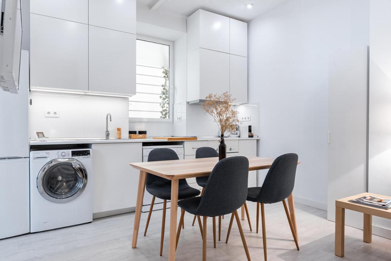 Cozy One-bedroom La Latina Apartment *